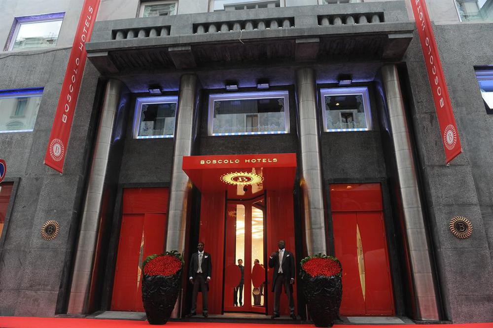 Palazzo Matteotti, The Dedica Anthology, Autograph Collection Hotel Milan Exterior photo Entrance of the hotel